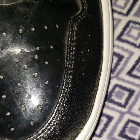 Shoes - Picture 5 of 8